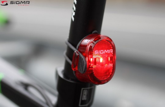 Велофара Sigma Sport Aura 40 USB/Nugget II