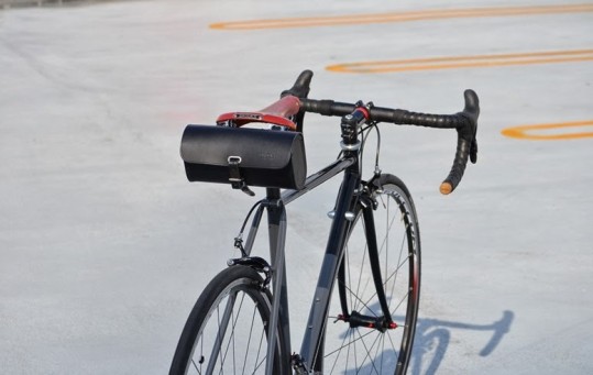 Велосипедная подседельная сумочка Brooks Challenge Large Tool Bag