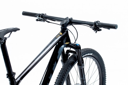 Карбоновый велосипед Scott Scale 930 2019